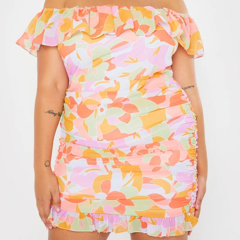 NWT abstract ruched mini dress